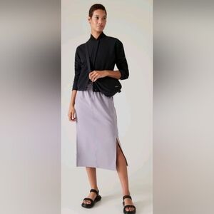 Athleta Stride Midi Skirt Women's Size Small NWT